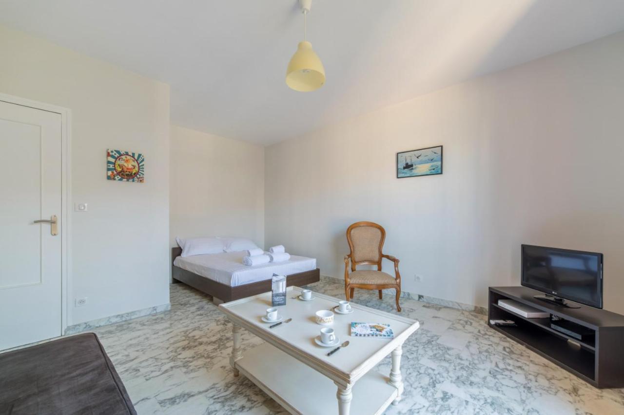 Appartement Du Quai - Welkeys Лион Екстериор снимка